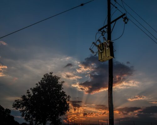 Cum funcționează un transformator electric