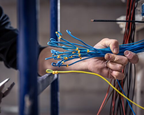 Simptome că ai probleme cu împământarea