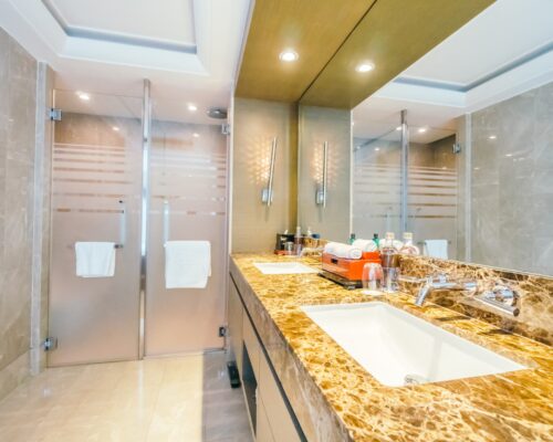 De ce iluminatul din baie este greșit în 8 din 10 apartamente